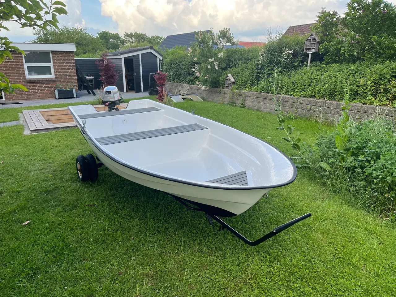 Billede 2 - Jolle med motor