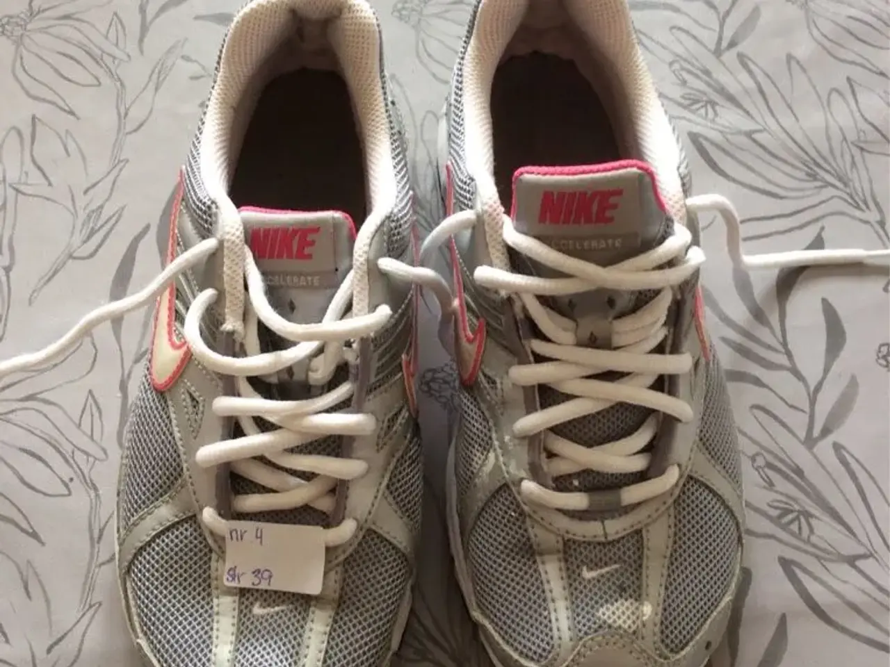 Billede 1 - Nike 39