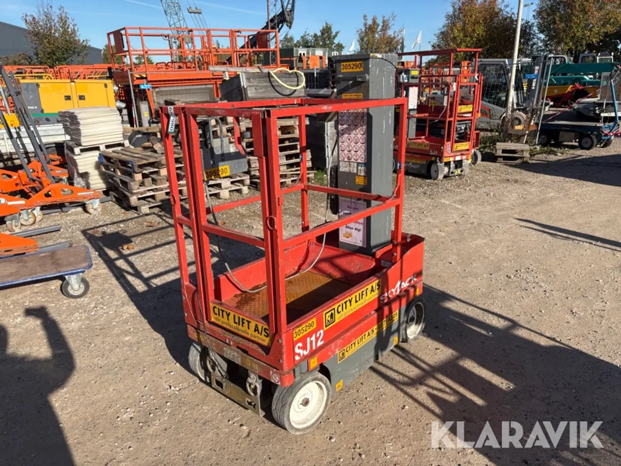 Billede 1 - Søjlelift SkyJack SJ12