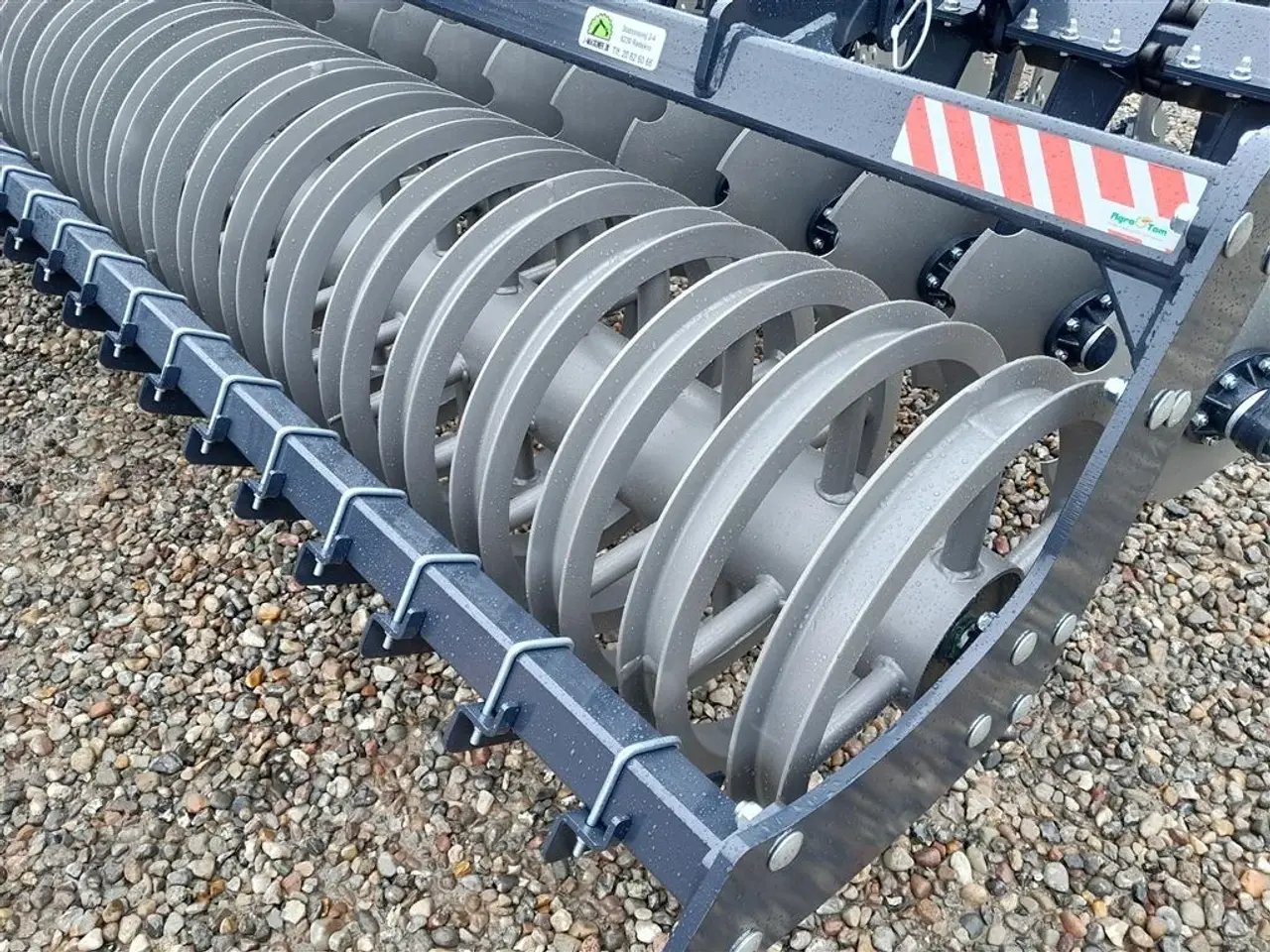 Billede 4 - AGRO - TOM 6 Meter discharve Agro-Tom 6 m. bugseret disc harve