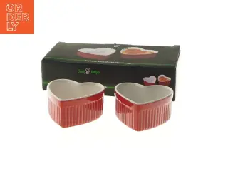 Sæt med to hjerteskåle fra Cook & Baker (str. Ø 9x5 cm)