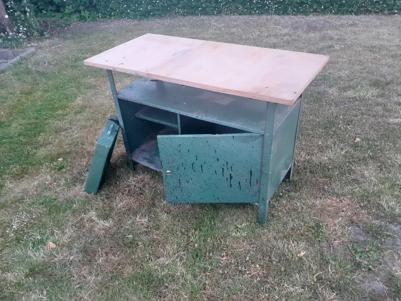 Billede 2 - Arbejdsbord / værkstedsbord