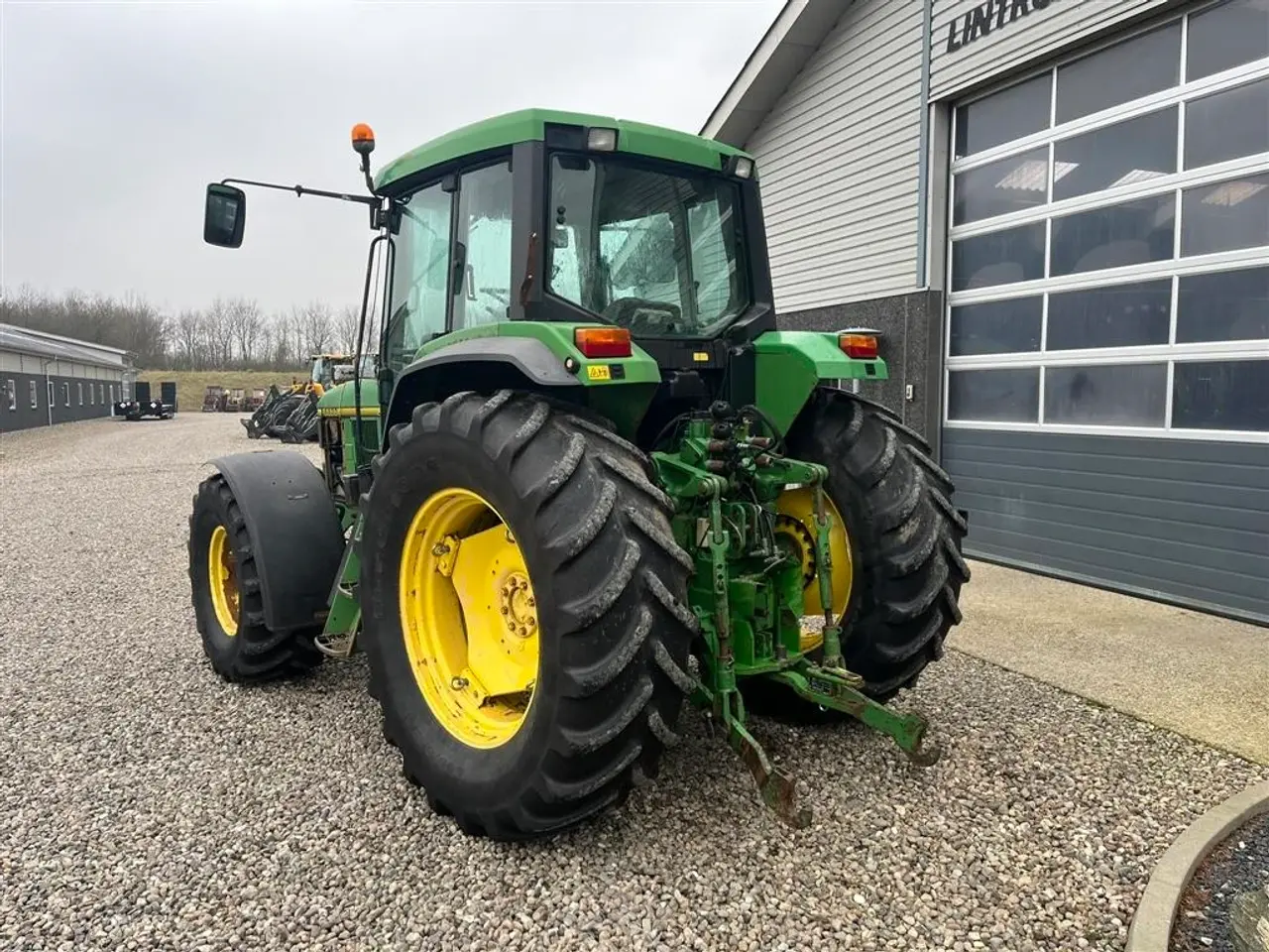 Billede 12 - John Deere 6800 Med frontlift.
