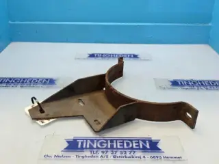 Massey Ferguson 7278 Udstødnings Beslag 28785270