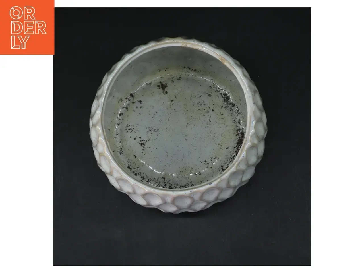 Billede 2 - Dekorativ keramikpotte fra Design by Lundager (str. Ø 12 cm længde 11,5 cm)