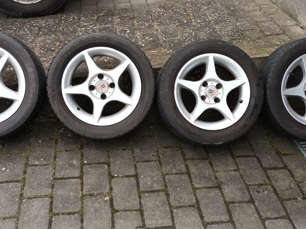 Billede 1 - 15" Alu hjul m/sommerdæk