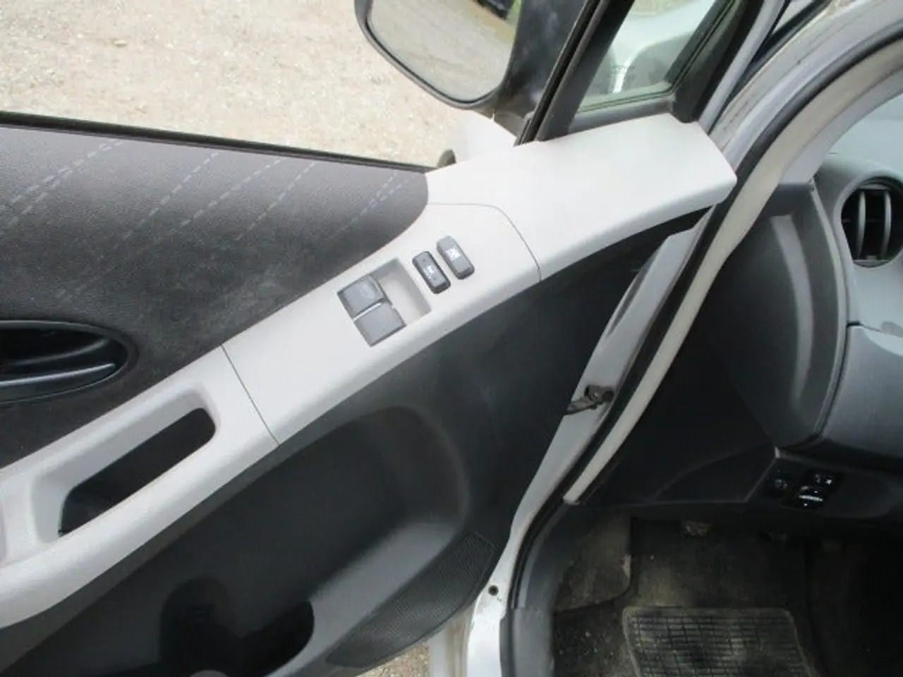 Billede 9 - Toyota Yaris 1,0 Luna