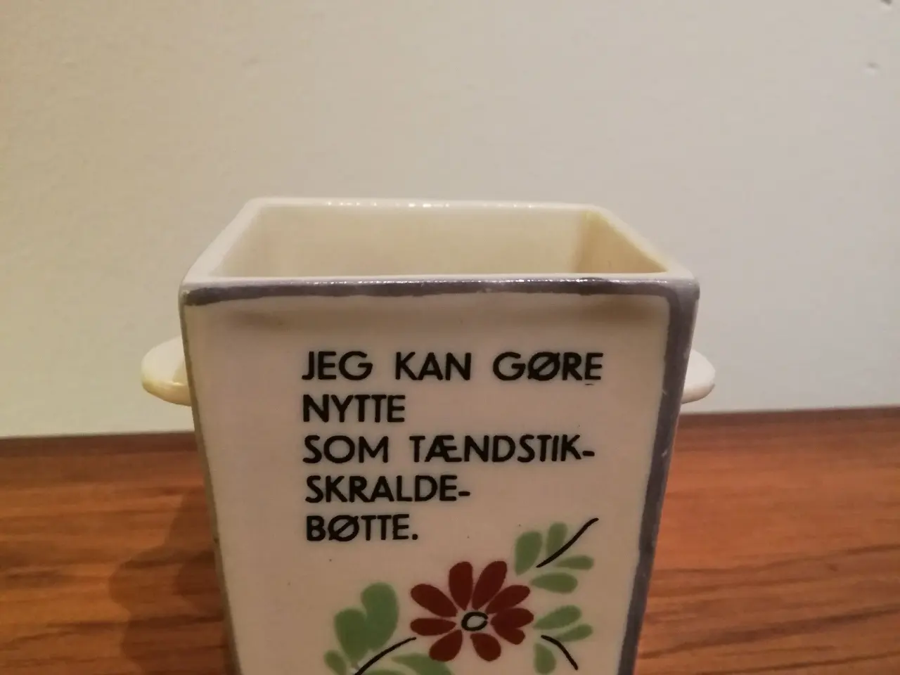 Billede 2 - Aksini tændstik skraldebøtte