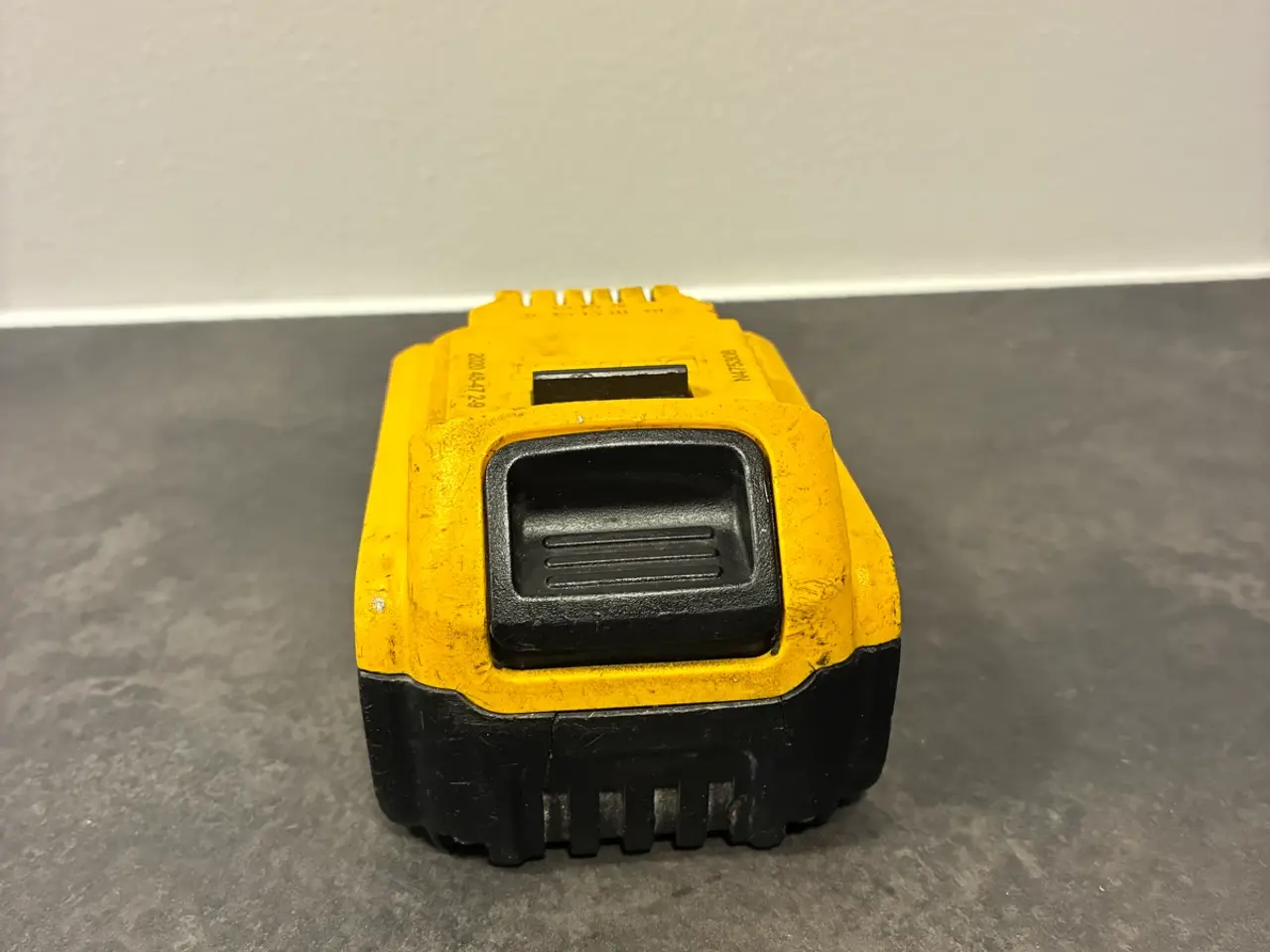 Billede 3 - DeWalt 18V XR 5,0 Ah Batteri