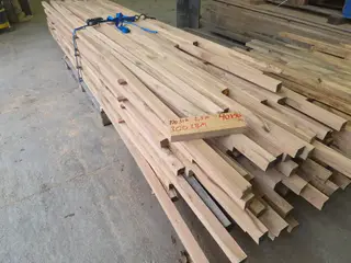 Liste 40x40mm egetræ - 300 lbm