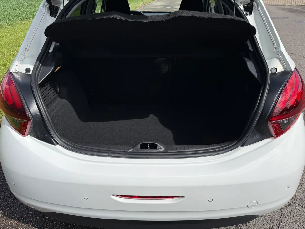 Billede 7 - Peugeot 208 allure i hvid med krom