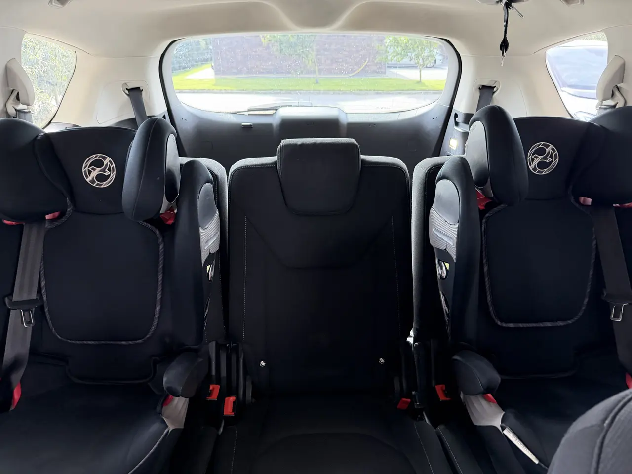 Billede 12 - Ford S-Max, Benzin, 7pers Familiebil i god stand