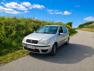 **God og pålidelig Fiat Punto med 20 måneders syn 