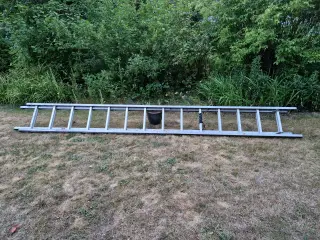 8 meter lang todelt aluminiumsstige stige