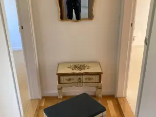 Entré sæt med kommode og spejl