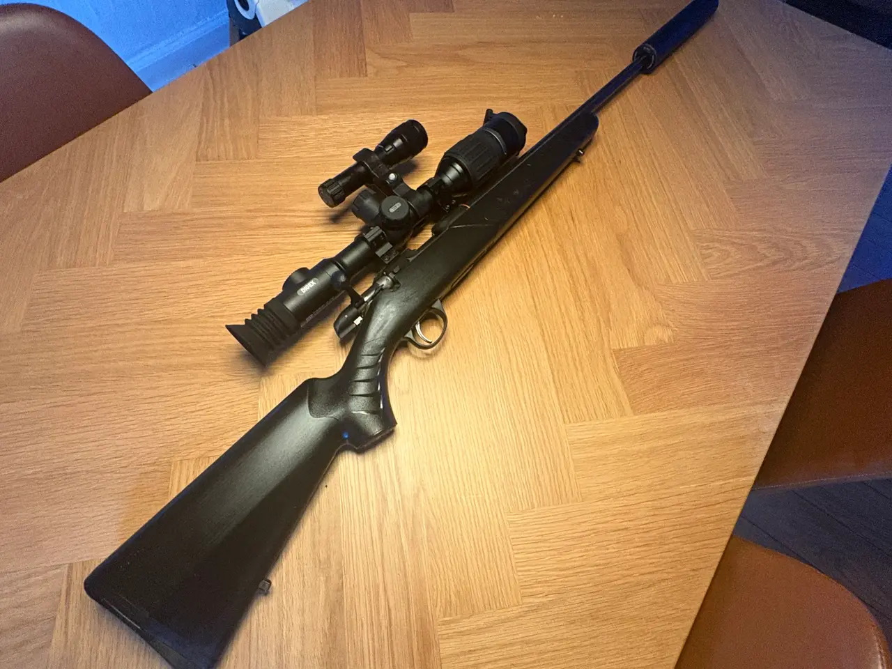 Billede 2 - Sako Quad 17hmr m. Pulsar N450 + Stalon dæmper . 