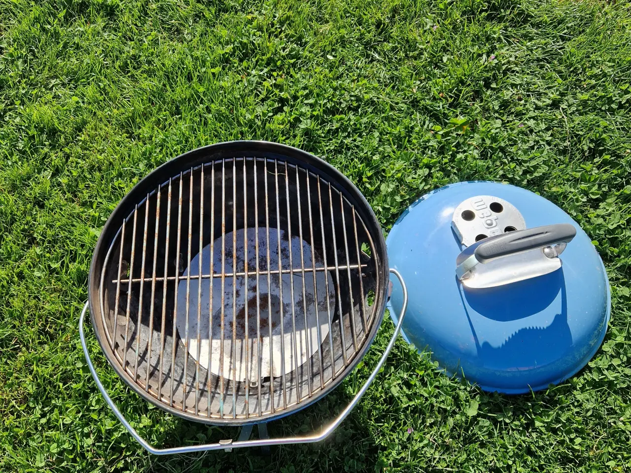 Billede 2 - Weber Smokey Joe Premium Kuglegrill 37 CM (Lyseblå