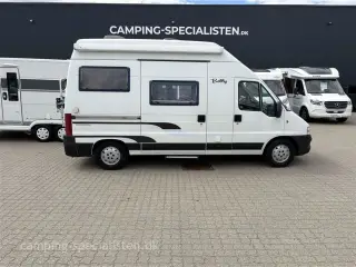 2007 - Fiat DUCATO Pæn og velholdt camper med sjov indretning fra 2007. hos Camping-Spercialisten