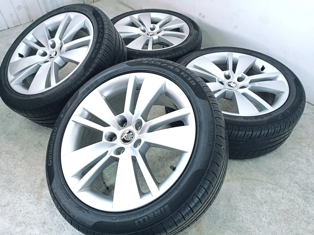 Billede 2 - 5x112 18" ET44 nav 57,1ø SKODA sommersæt