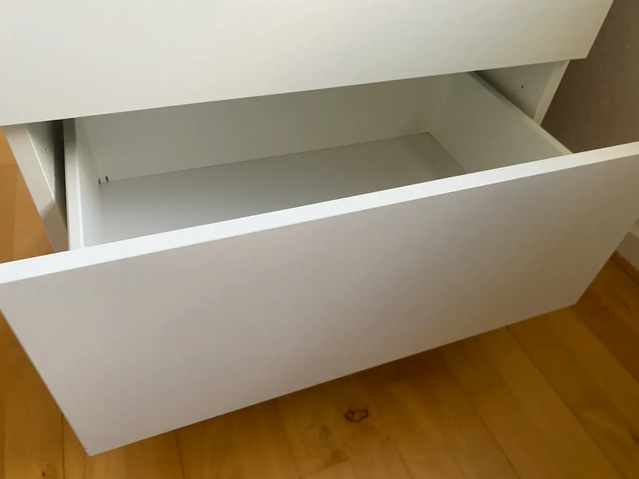 Billede 5 - 2 lave Ikea bestå skuffer