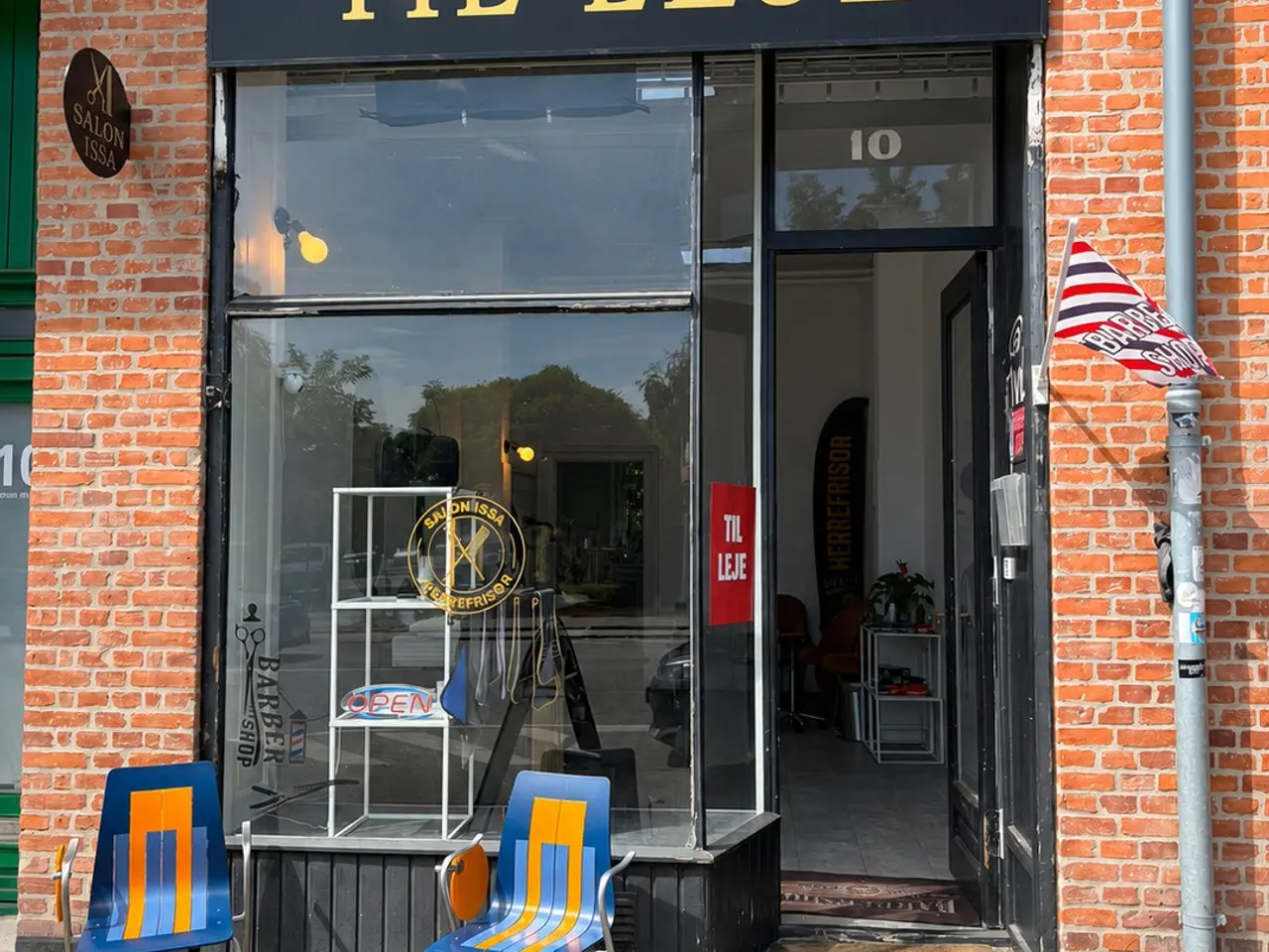 Billede 1 - En flot butik med toilet. tæt på Amagerbrogade