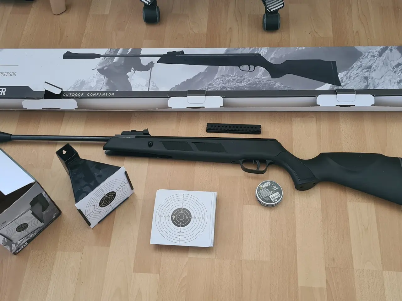 Billede 1 - MaxRanger 4,5mm Luftgevær med Hagl og Skydekasse