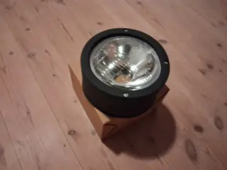 Sælger koplampe