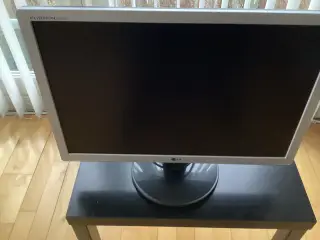 LG Fladskærm sælges