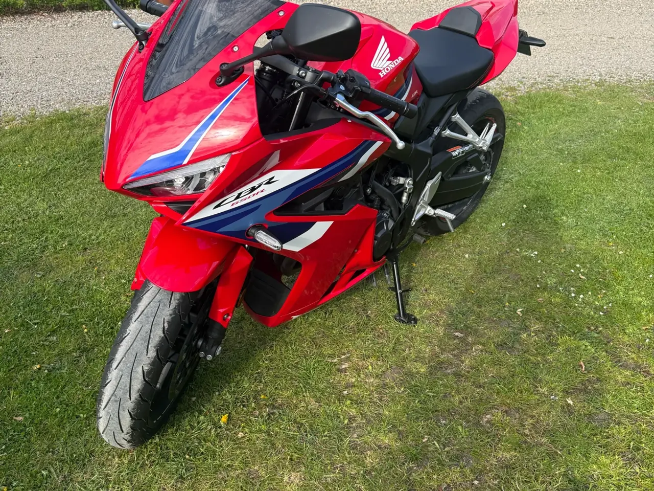 Billede 4 - Honda cbr650r 8200 km fra 2024