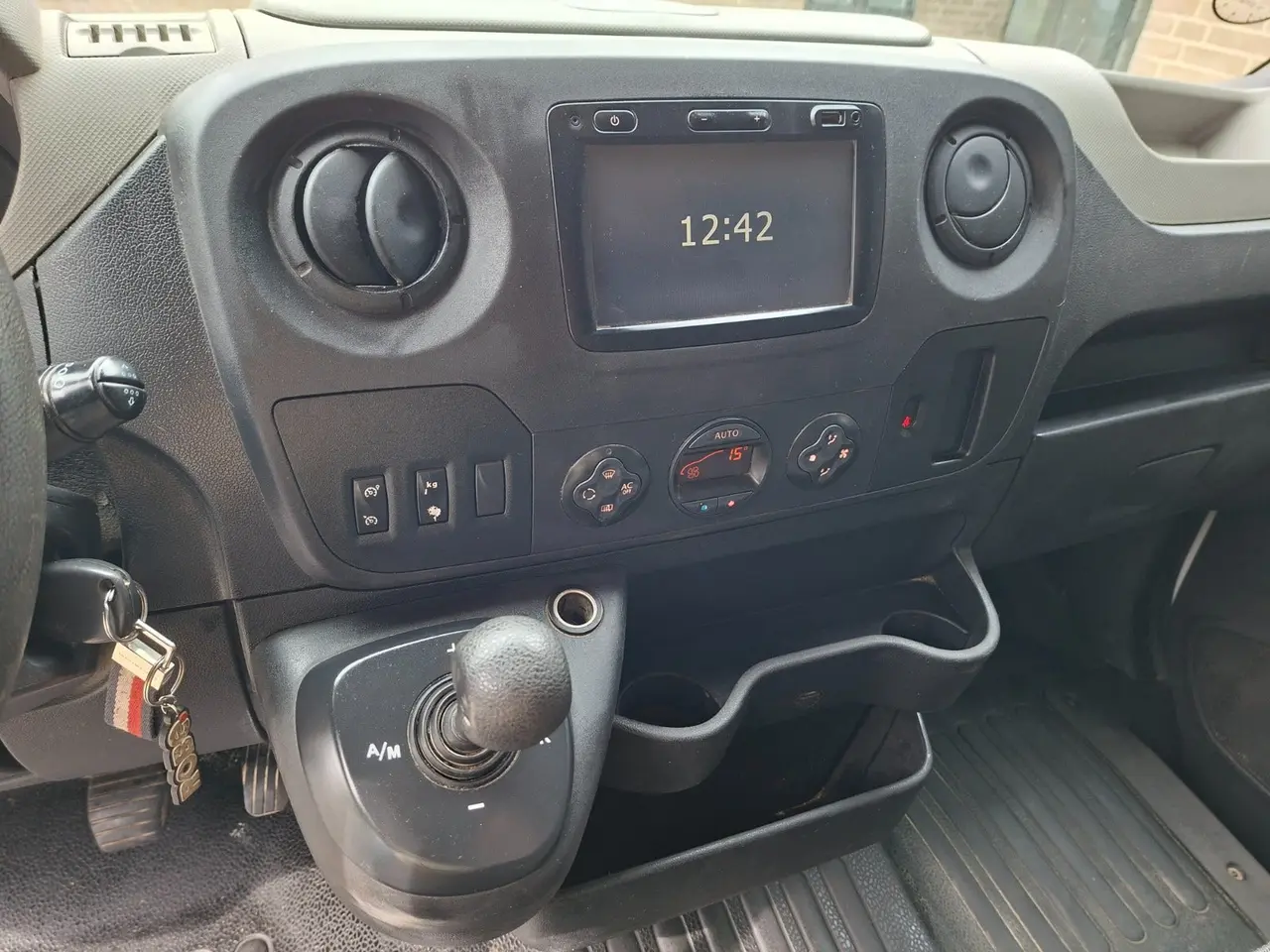 Billede 10 - Renault Master III T35 2,3 dCi 150 L2H2 Kassevogn aut.