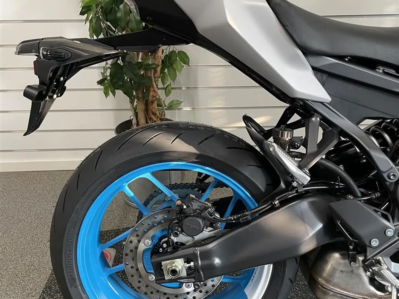 Billede 2 - Yamaha MT-09 Y-AMT - Ice Storm