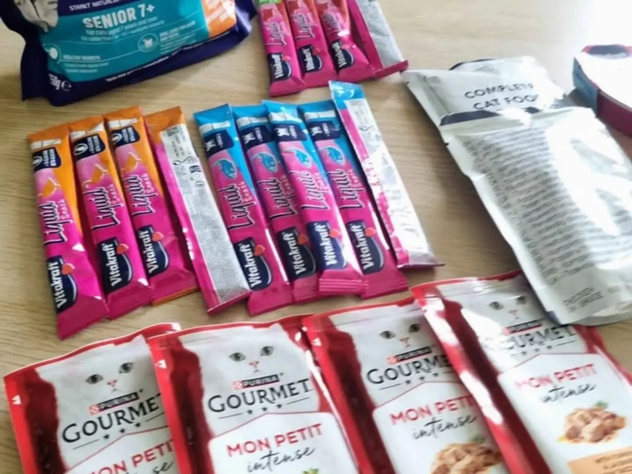 Billede 7 - Lækker foder-snack pakke til din kat 😻