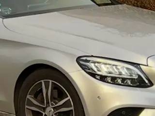 Mercedes fælg m næsten nye vinterdæk
