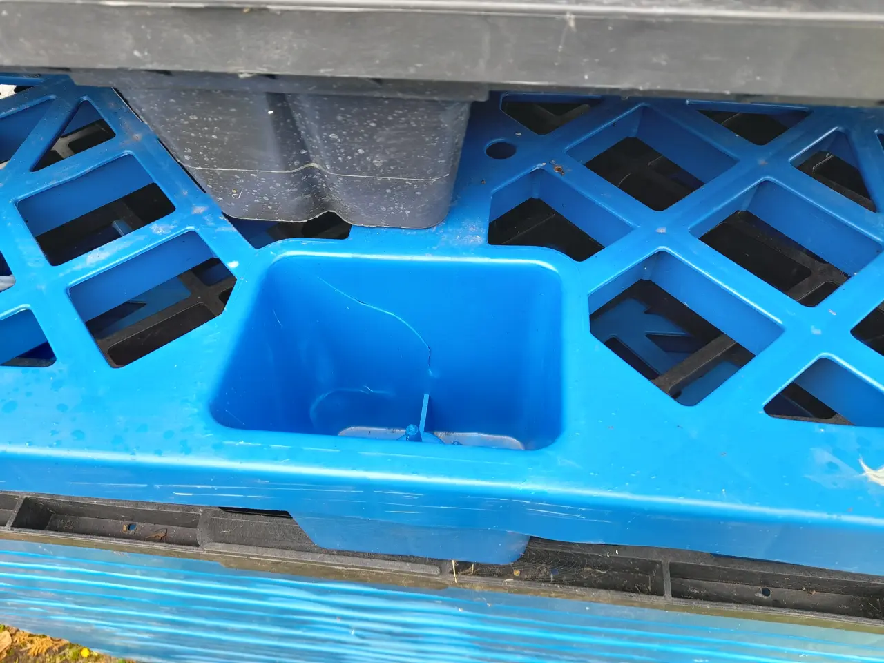 Billede 3 - Plasticpaller blå.