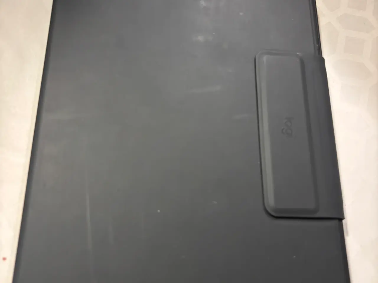 Billede 3 - Apple iPad Pro 11” 256 GB m. SIM + Logitech tastat