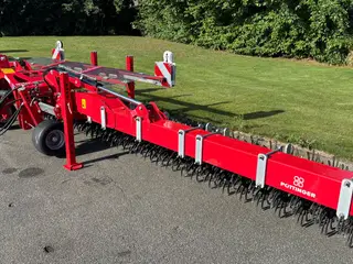 Pöttinger Rotocare V8000