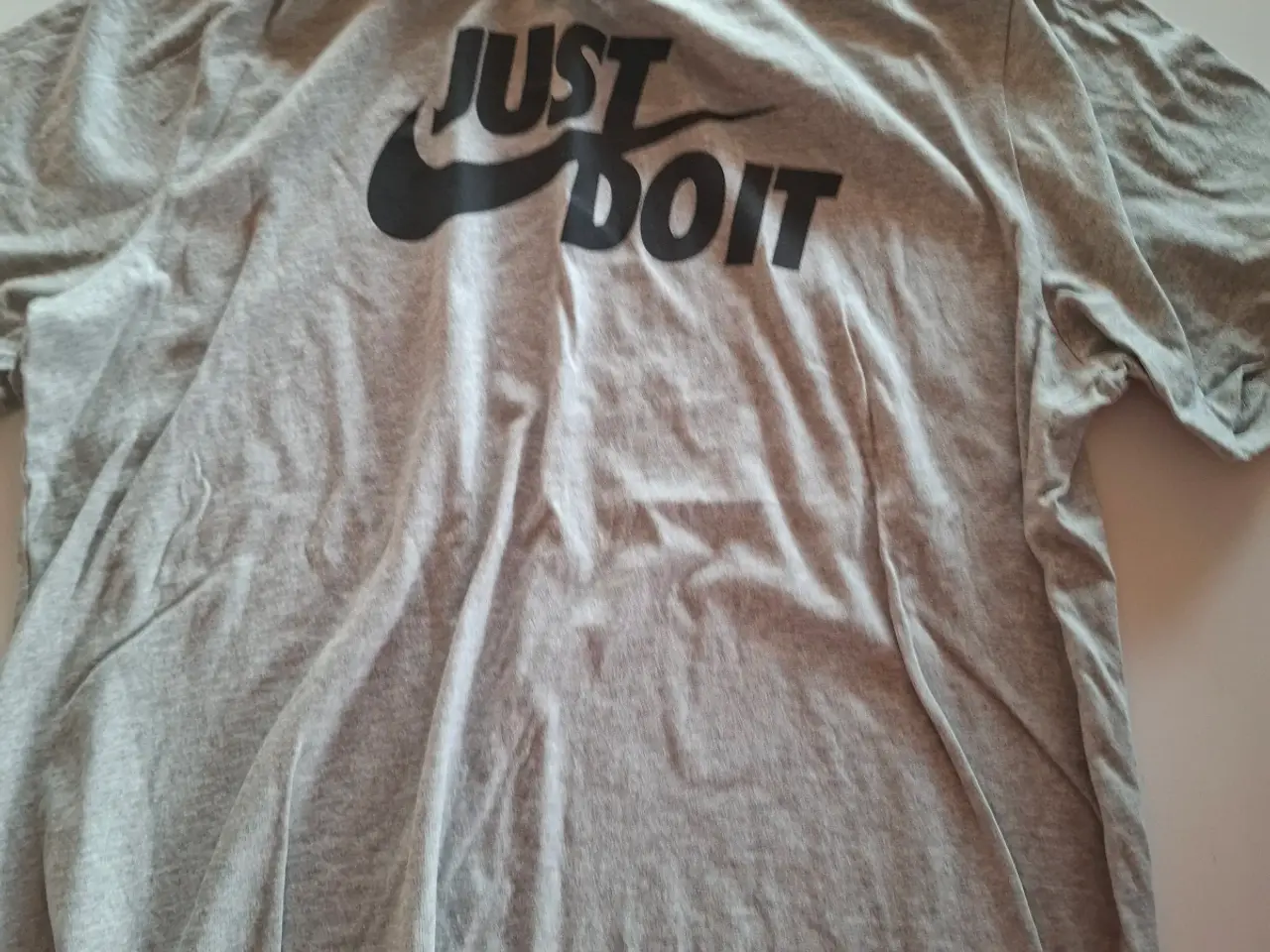 Billede 1 - 3 Nike + 1 Hummel tshirts