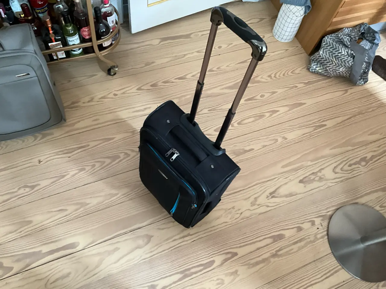 Billede 2 - Trolley med teleskop håndtag