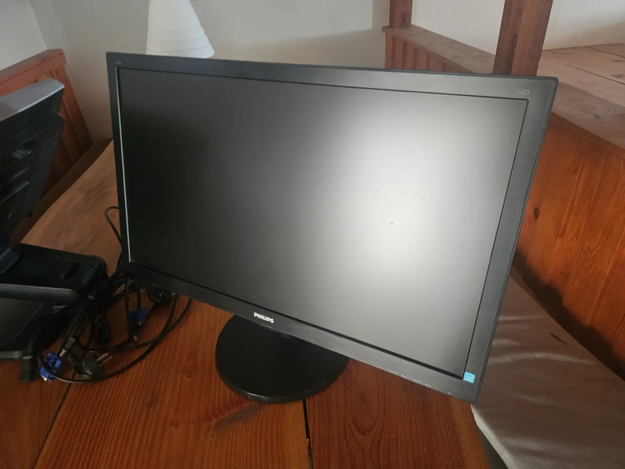 Billede 1 - Skærm Philips 28" 