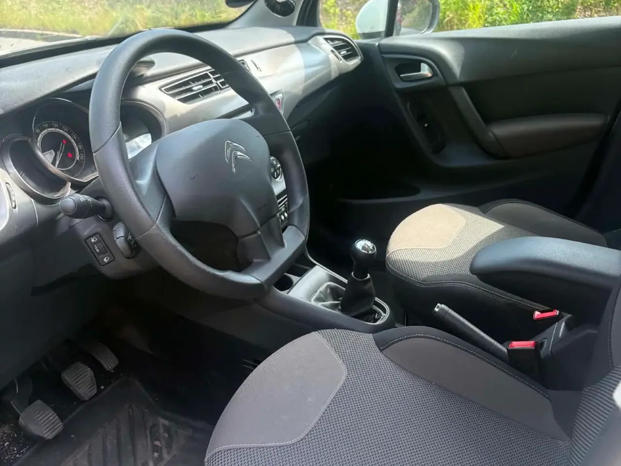 Billede 5 - Citroen C3 - 33,3 km/l og 120 i ejerafgift 