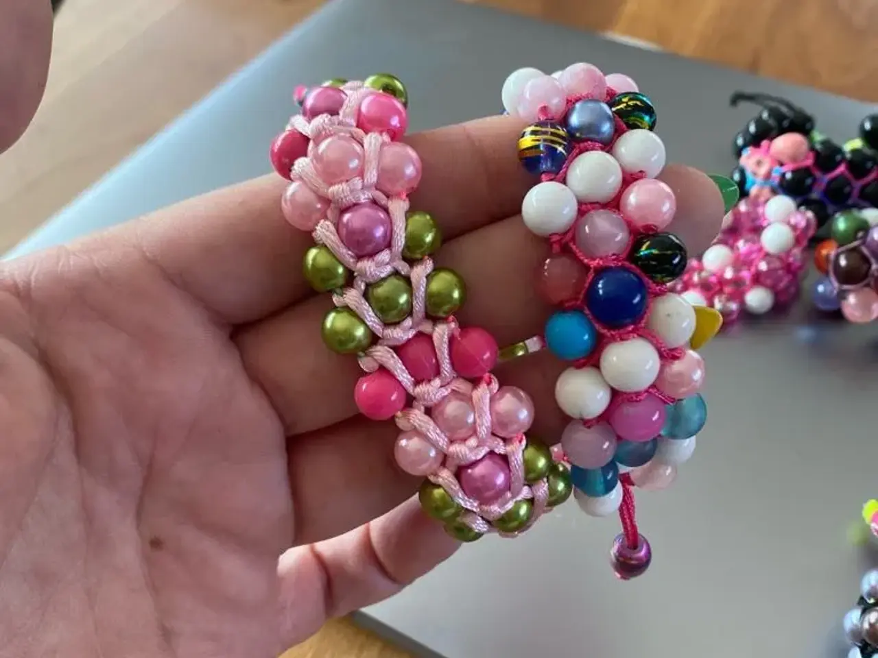 Billede 5 - Nye knyttede armbånd