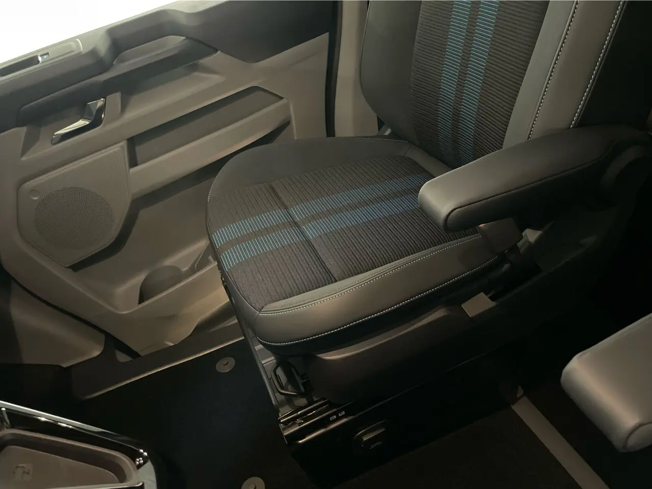 Billede 13 - Ford E-Transit Custom 320 L1 71 Sport