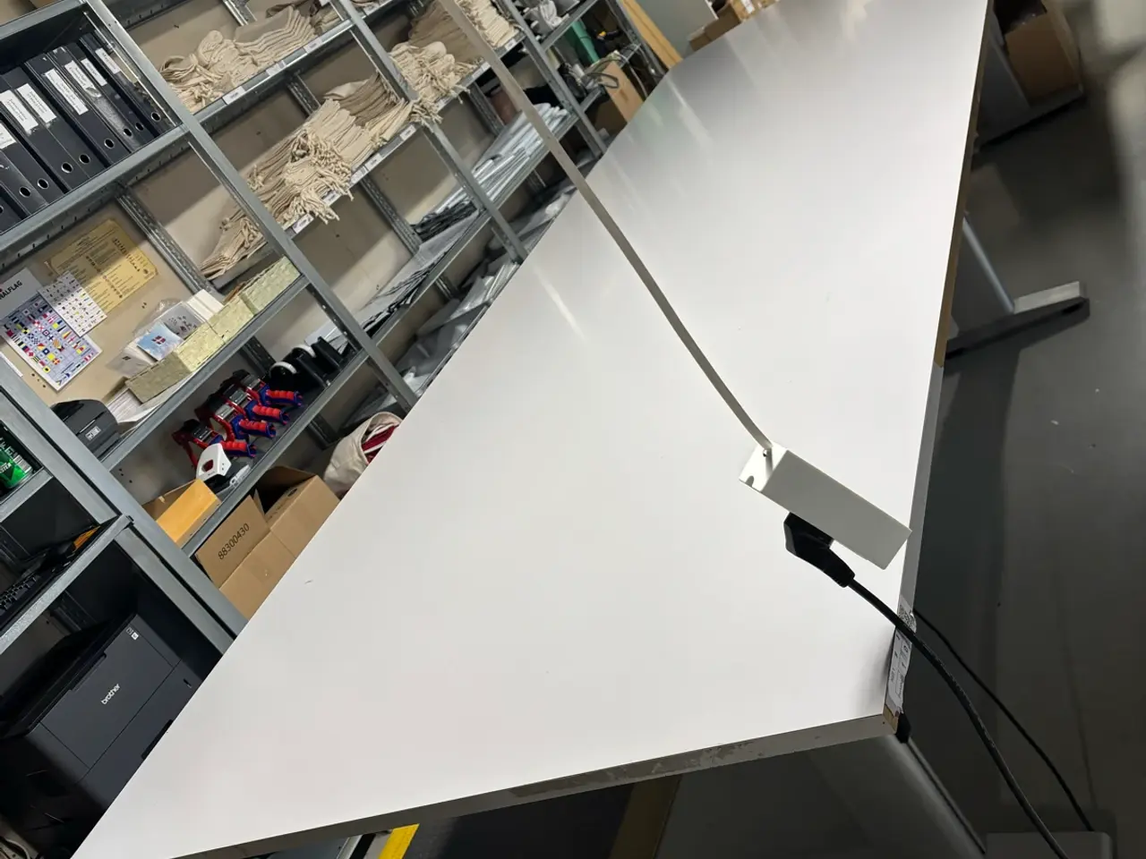 Billede 2 - Stort hæve-/sænke pakkebord – 300 x 110 cm