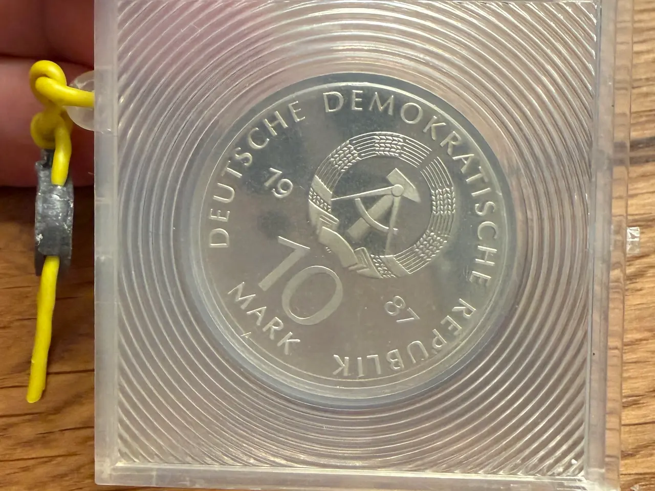 Billede 4 - DDR 10 Mark 1987 sølvmønt – Schauspielhaus Berlin