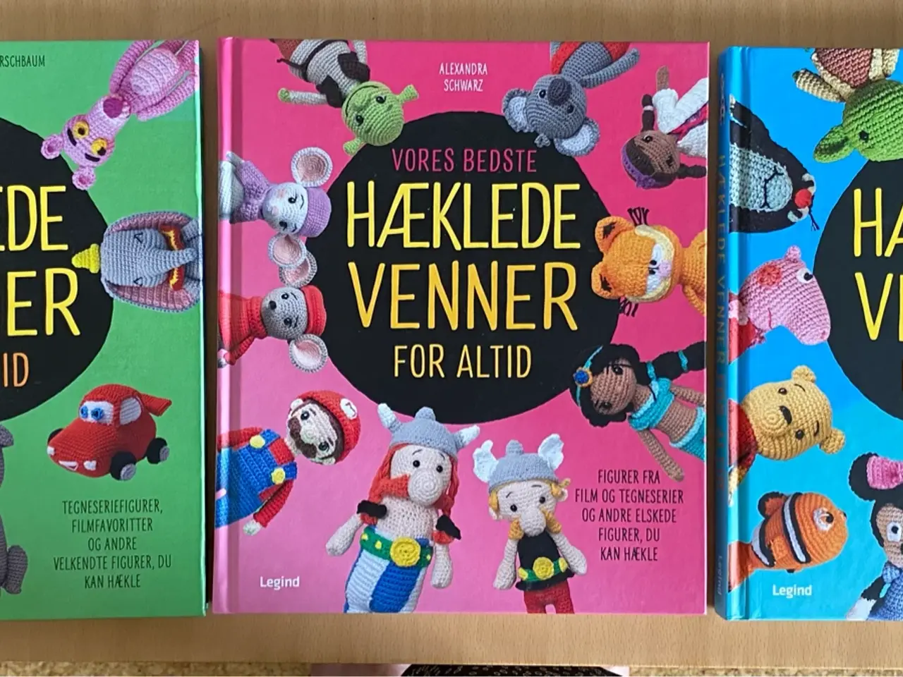 Billede 1 - 3 hæklebøger hæklede venner