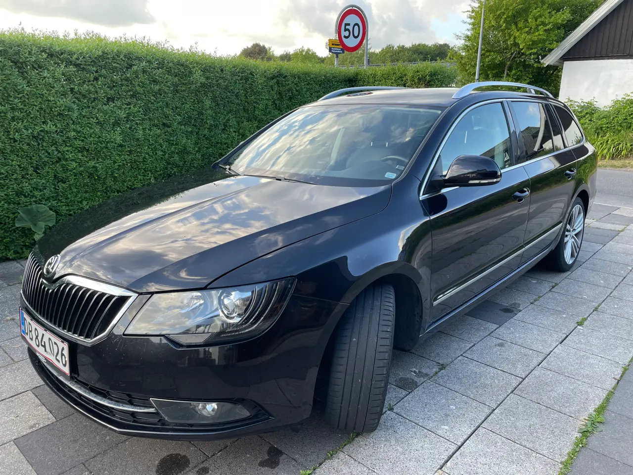 Billede 1 - Skoda Superb 2,0 TDi 140 Elegance Combi DSG