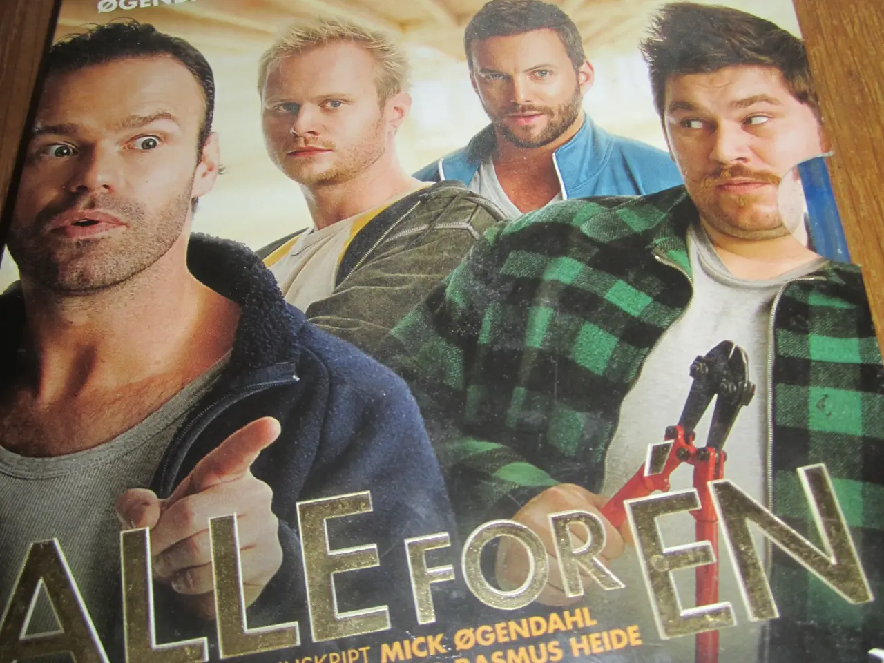 Billede 2 - ALLE FOR EN, TO & TRE. BYD.