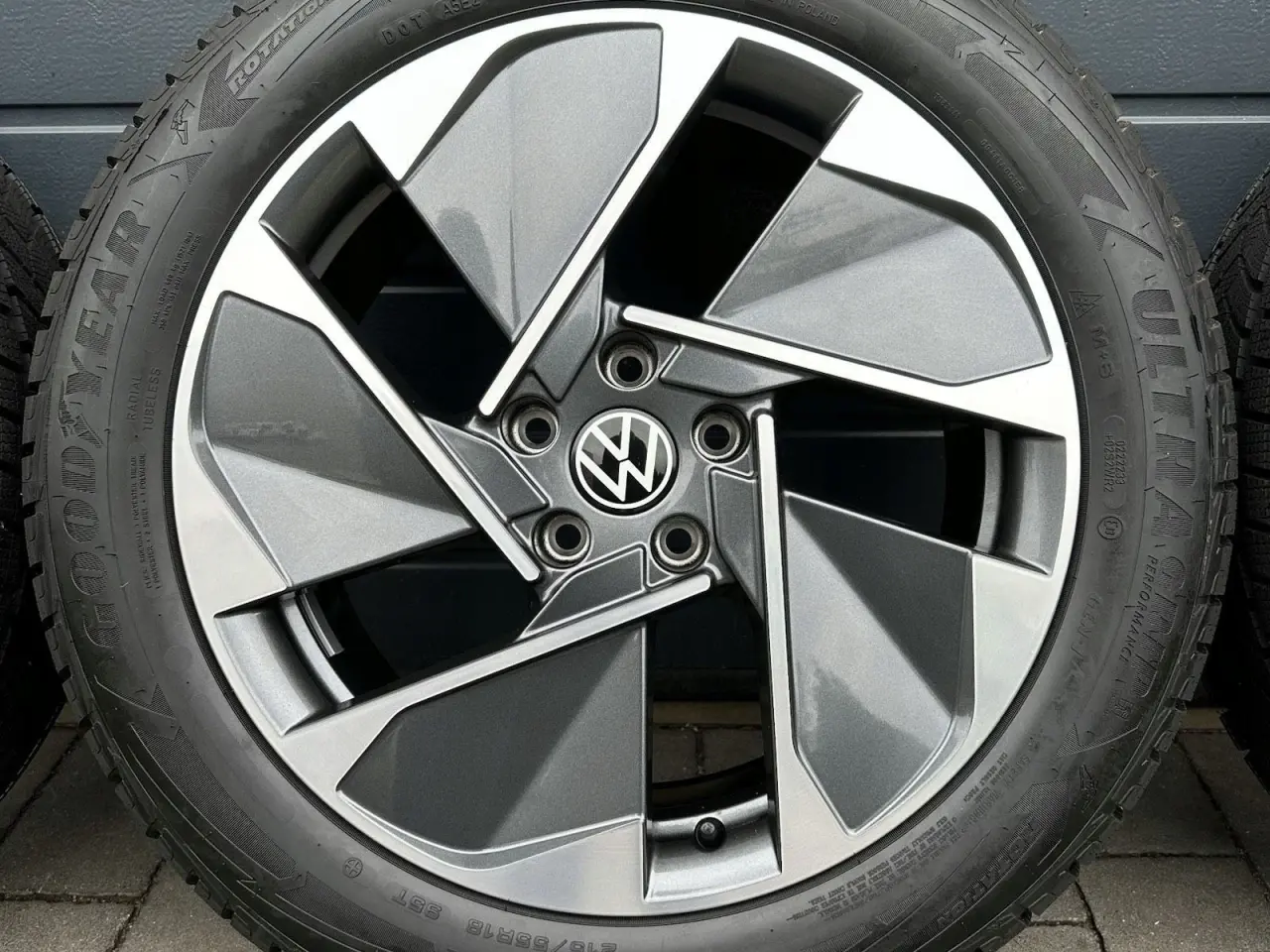 Billede 5 - VINTERHJUL VW ID.3 ID3 10A DERRY 18"