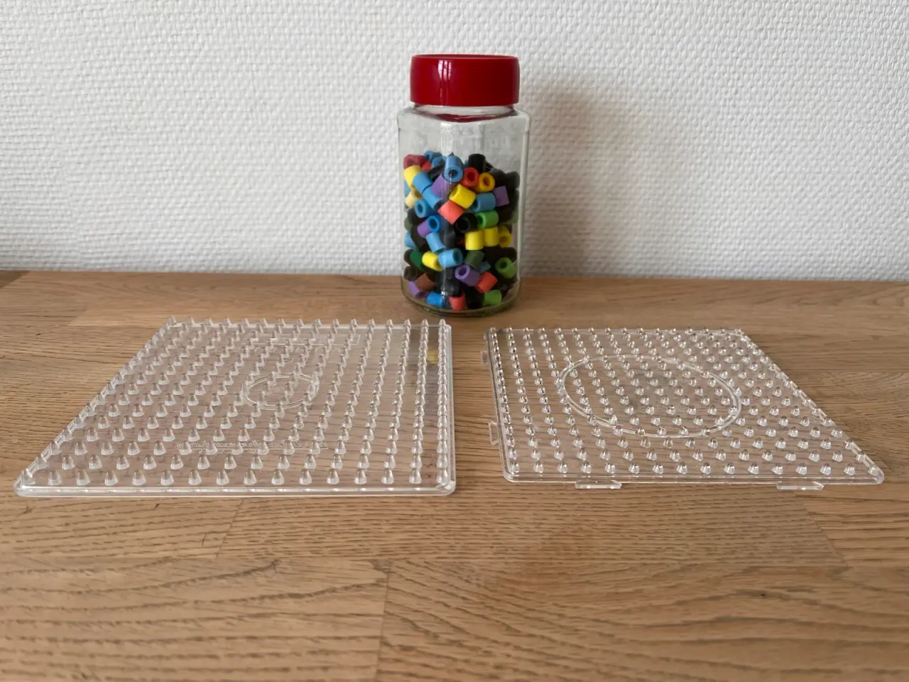 Billede 1 - HAMA MAXI perler og 2 MAXI perleplader