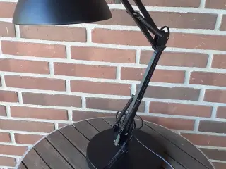 Skrivebordslampe